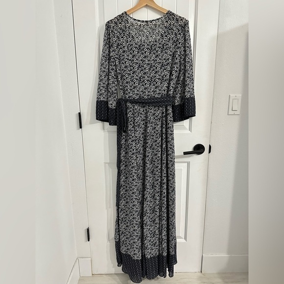 Tularosa Jolene Blue Floral Long Sleeves Wrapped Maxi Dress - Picture 11 of 13
